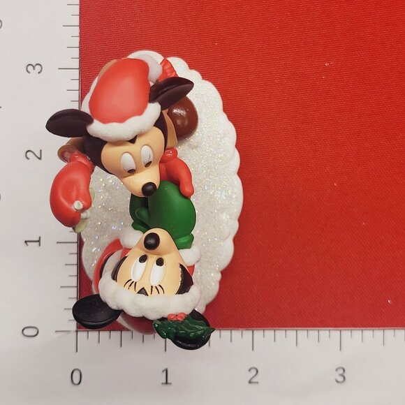 Hallmark Disney Mistletoe Time Mickey & Minnie 2003 - Picture 12 of 12